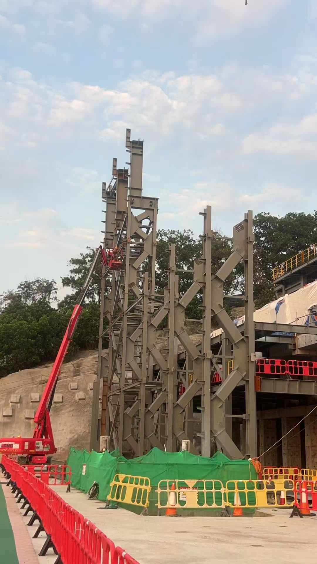 Steel structure installation